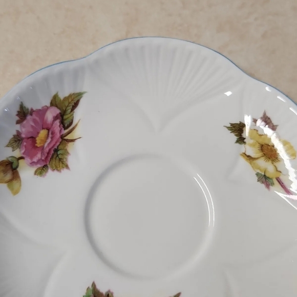 Vtg Shelley Dainty Fine Bone China Begonia Cream Soup Bowl and Plate - Picture 11 of 14
